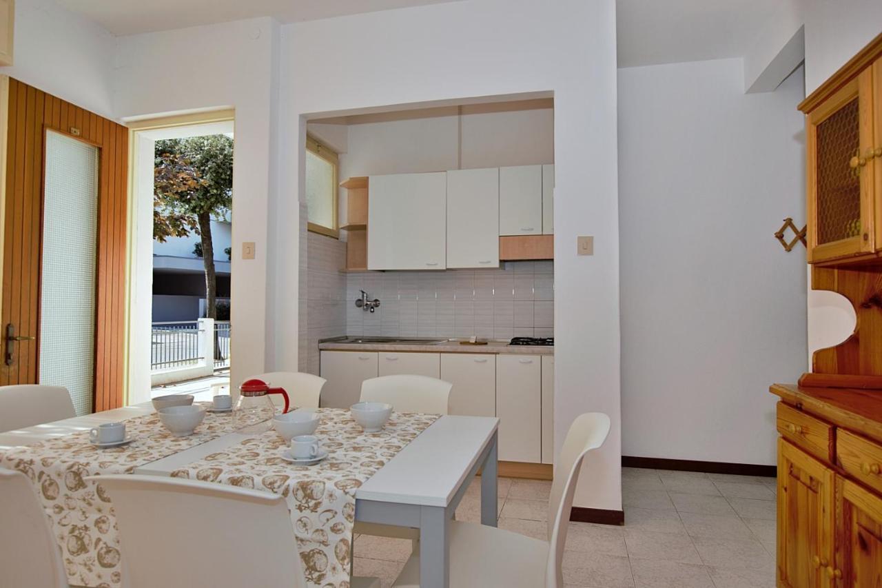 Apartmán Residenza Valcris Lignano Sabbiadoro Exteriér fotografie