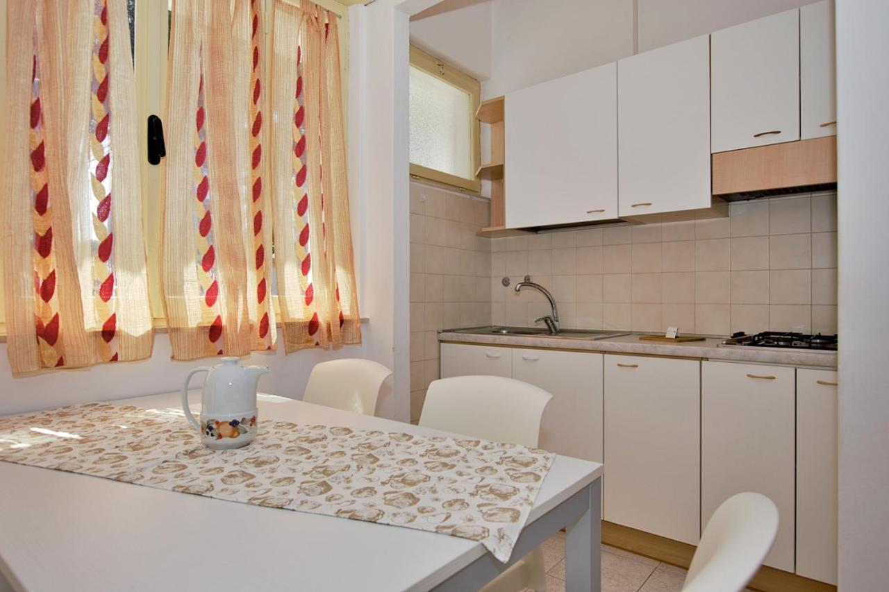 Apartmán Residenza Valcris Lignano Sabbiadoro Exteriér fotografie